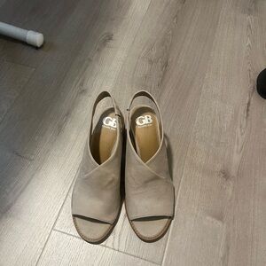 Gianni Bini Tan Sandals